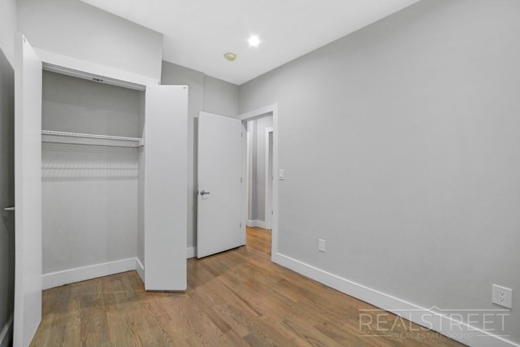 253 East 93rd St - Photo 6