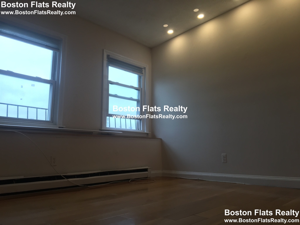 206 Northampton St. - Photo 16