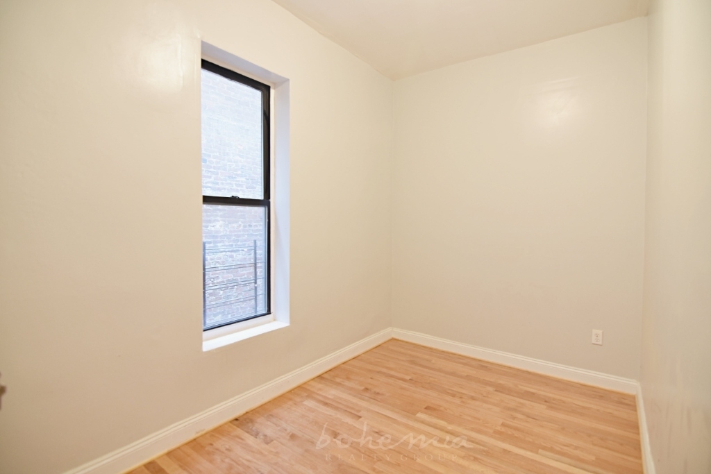 2108 Amsterdam Avenue - Photo 4