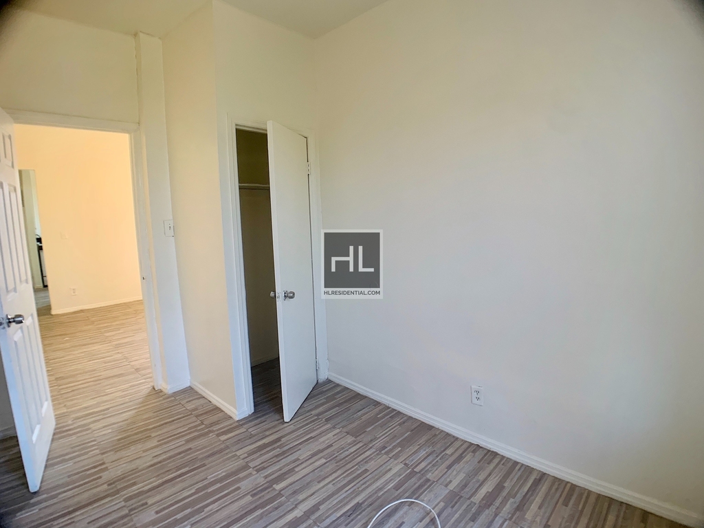 257 Saratoga Avenue - Photo 1