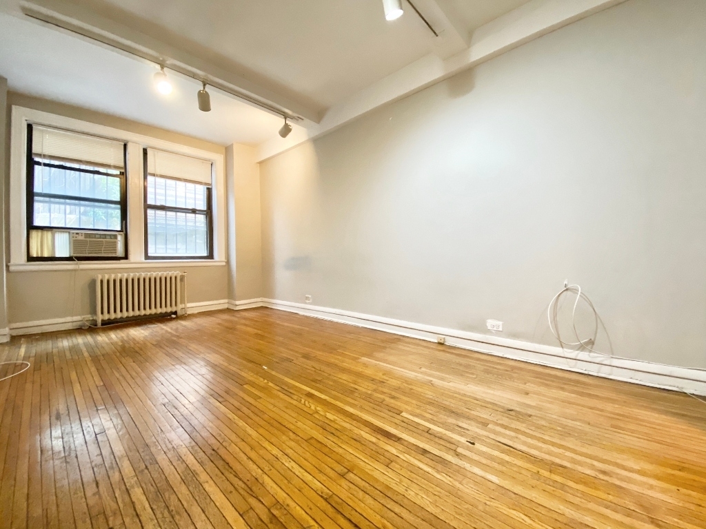 457 West 57th Street - Photo 0