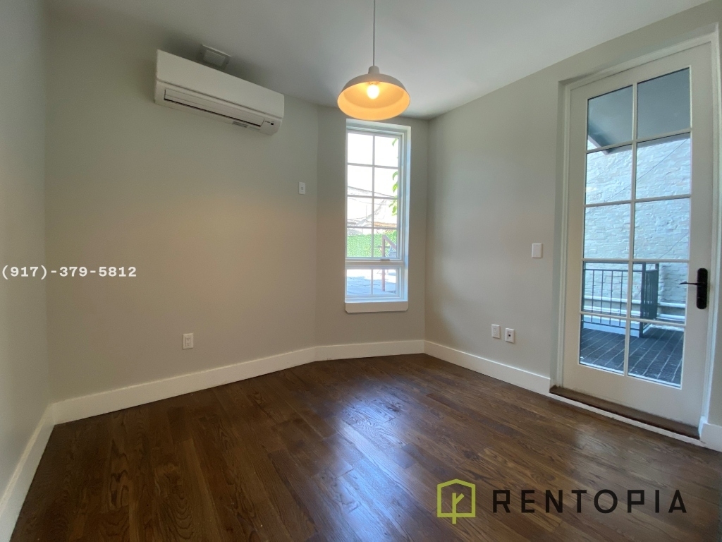 555 Grand St - Photo 10