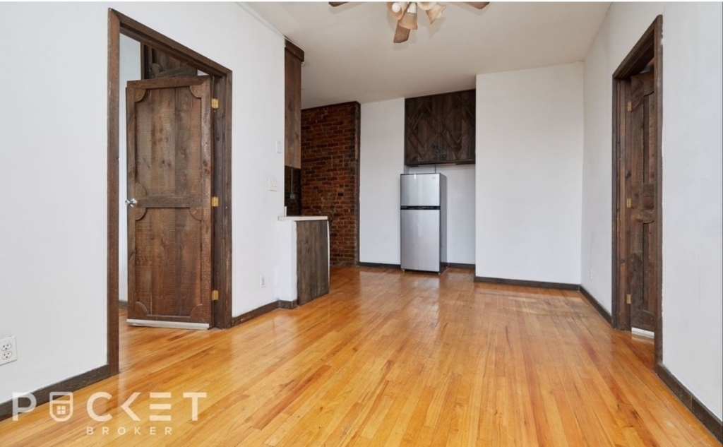 647 East 11th Street - Photo 2