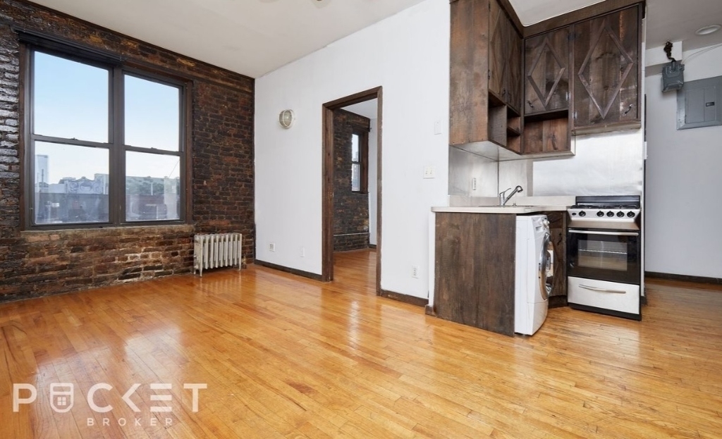 647 East 11th Street - Photo 1