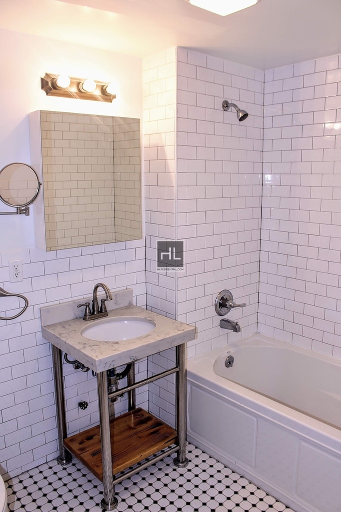 265 Nostrand Avenue - Photo 5