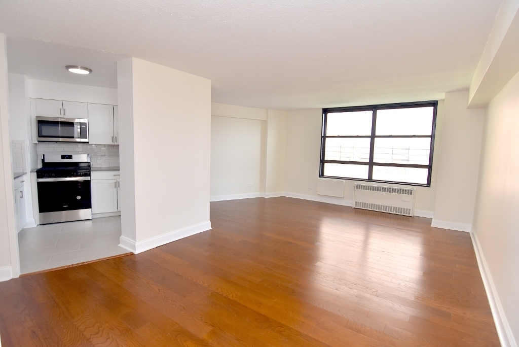 3333 Broadway - Photo 0