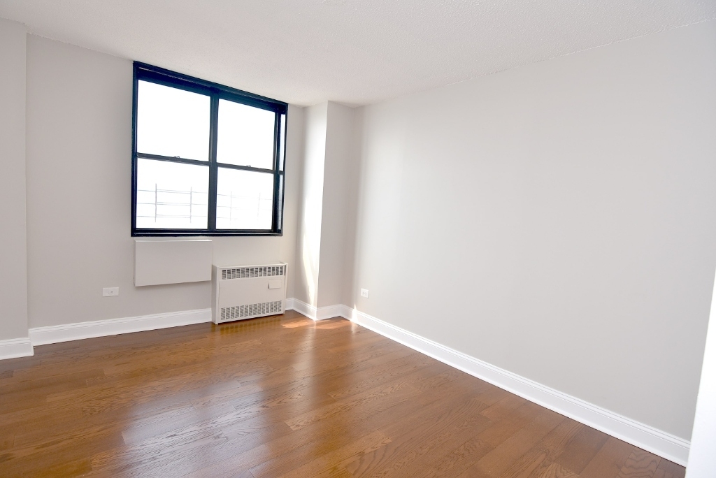 3333 Broadway - Photo 5