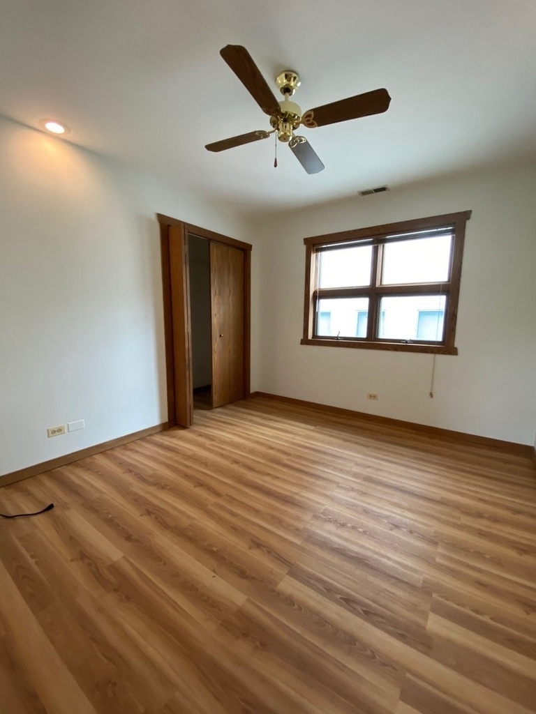 1205 West Fry Street - Photo 10