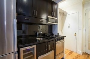 221 Mott Street - Photo 3