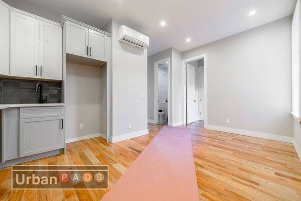 566 Maple Street - Photo 11