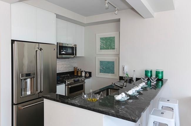 160 West 62nd Street - Photo 1