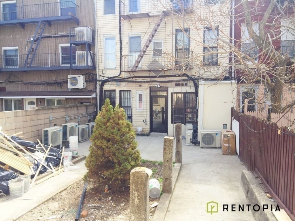 259 Powers Street - Photo 6