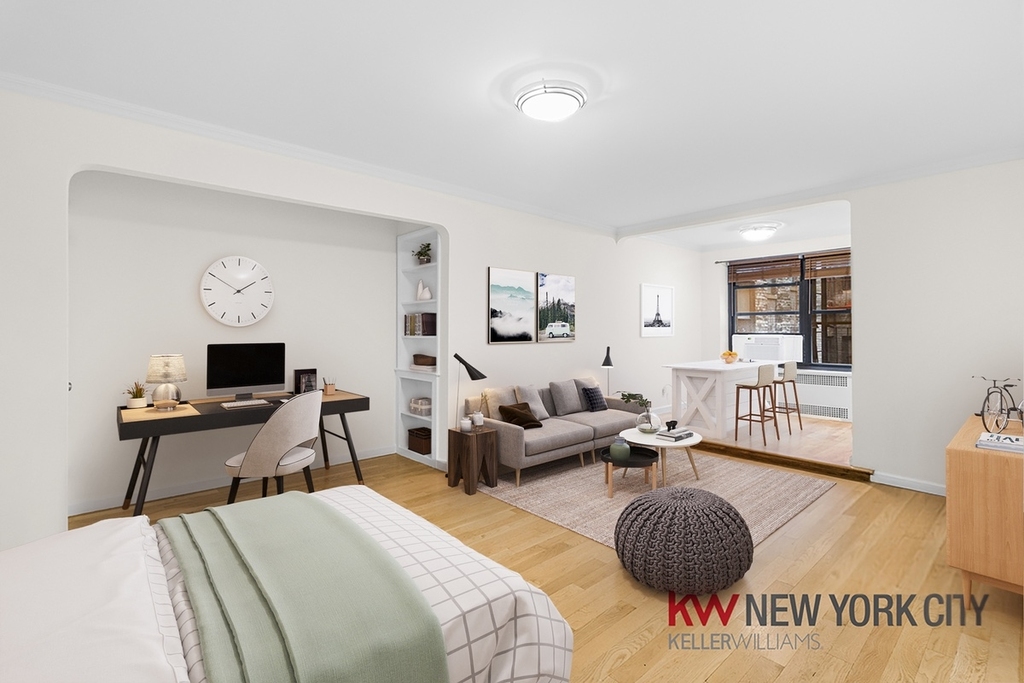 425 Central Park West - Photo 2