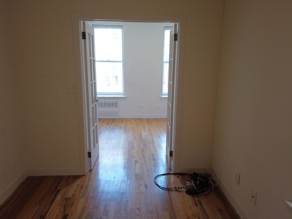 310 East 74th Street - Photo 3