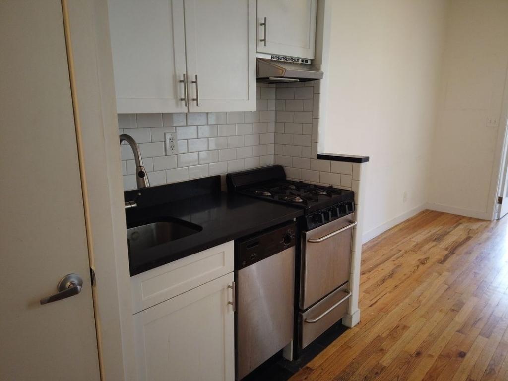 310 East 74th Street - Photo 10