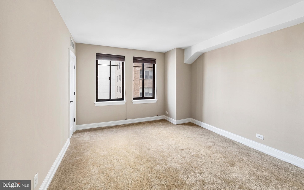 222 W Rittenhouse Square - Photo 5