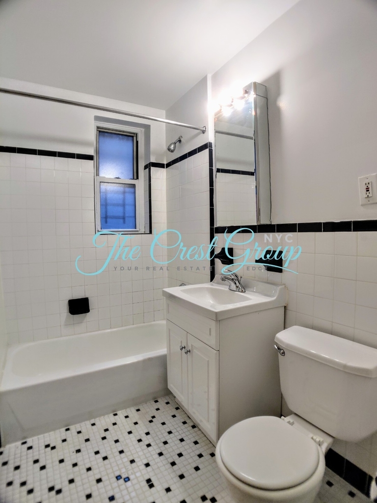 216 West 102nd Street - Photo 4