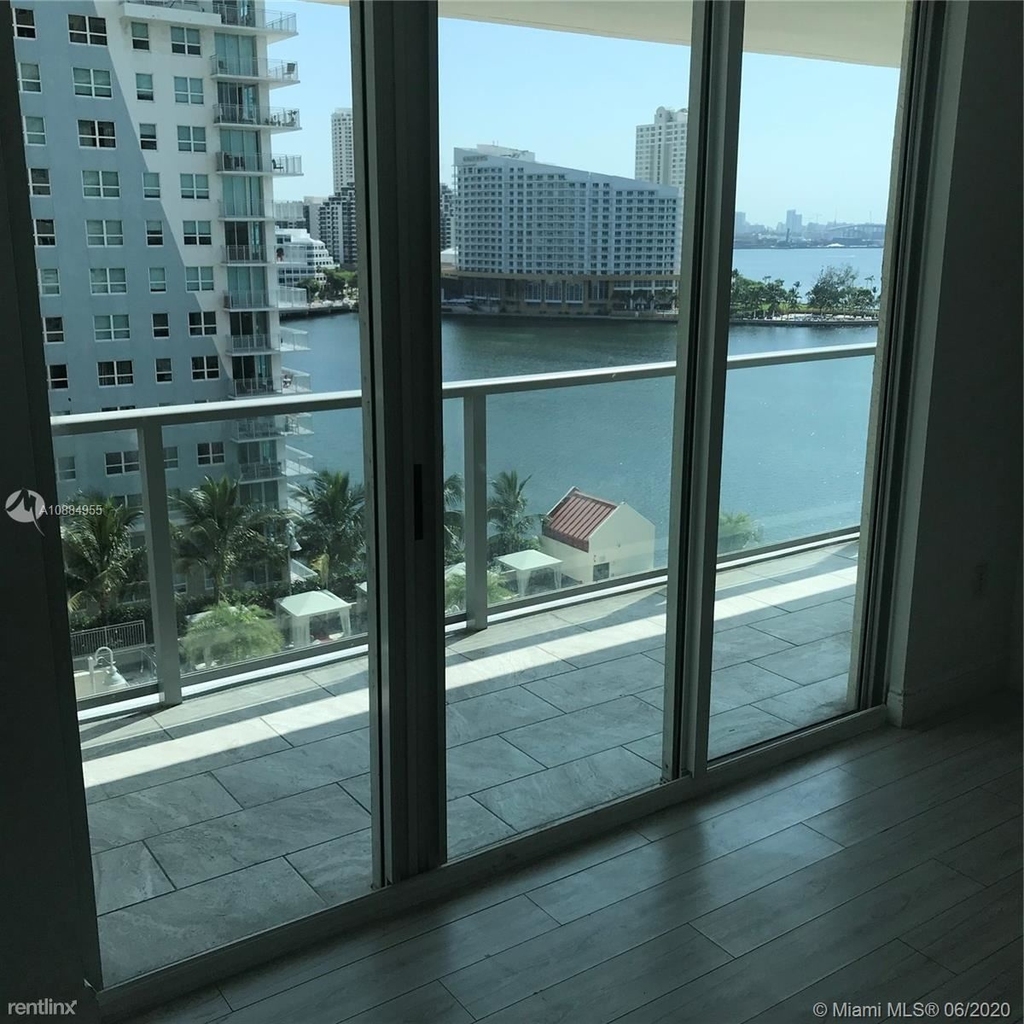 1155 Brickell Bay Dr Apt 1204 - Photo 0