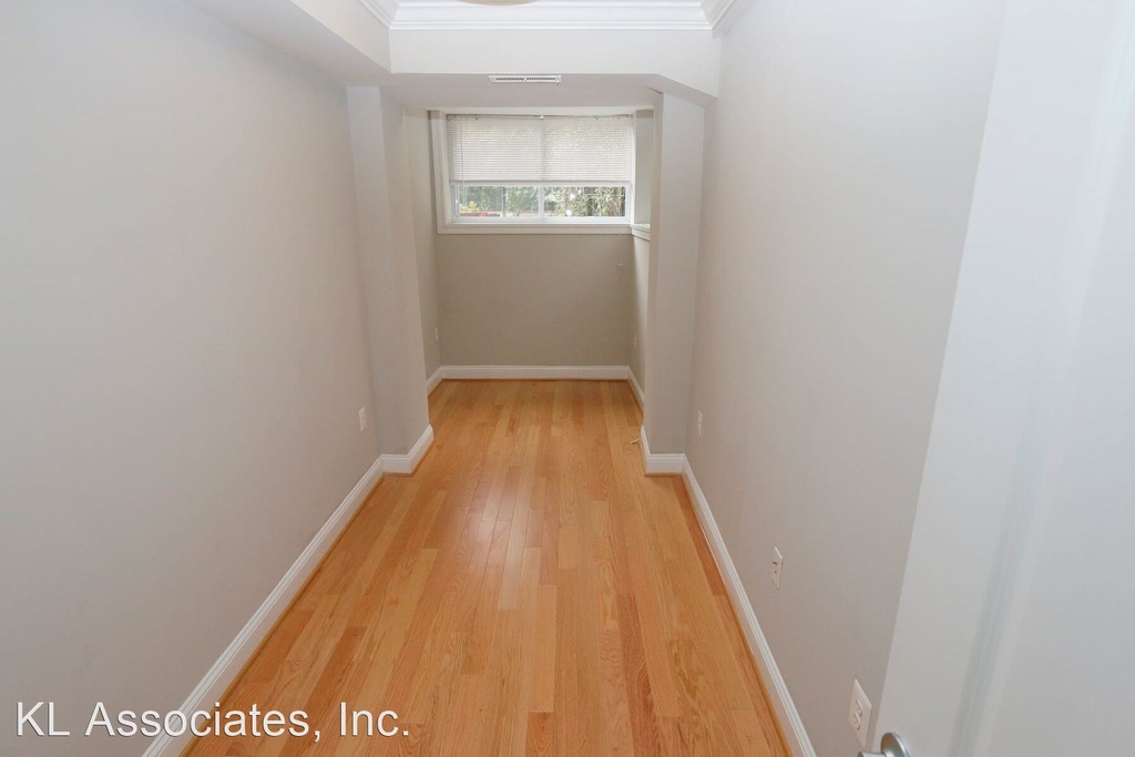 1810 Vermont Avenue Nw - Photo 3