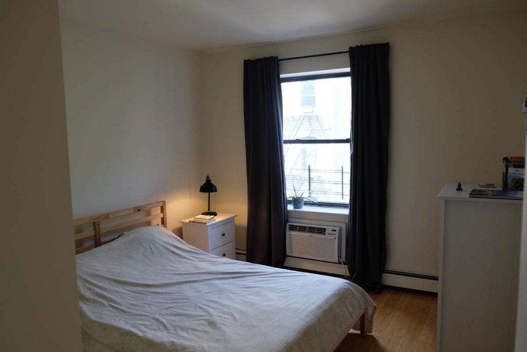 109 East 102nd Street - Photo 4