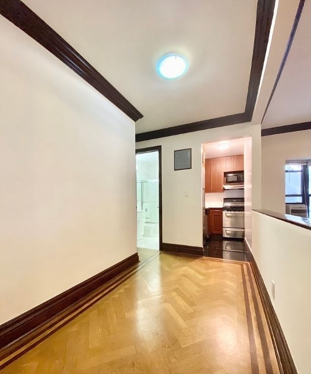 235 East 46th Street - Photo 4