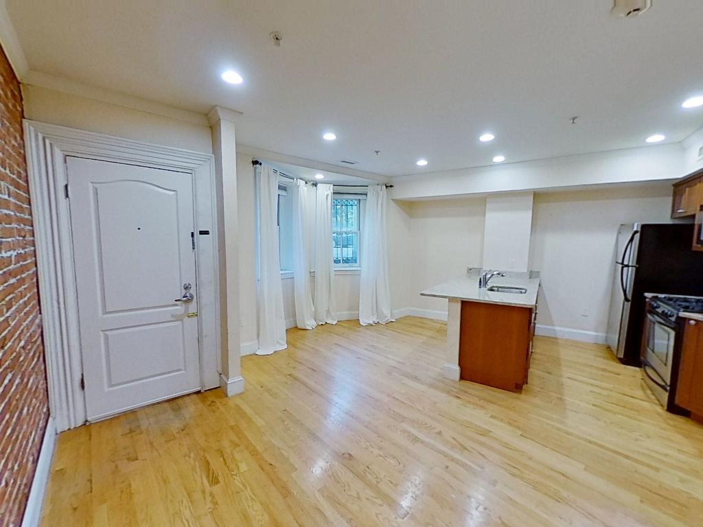 28 Montgomery St., Unit 2 - Photo 6