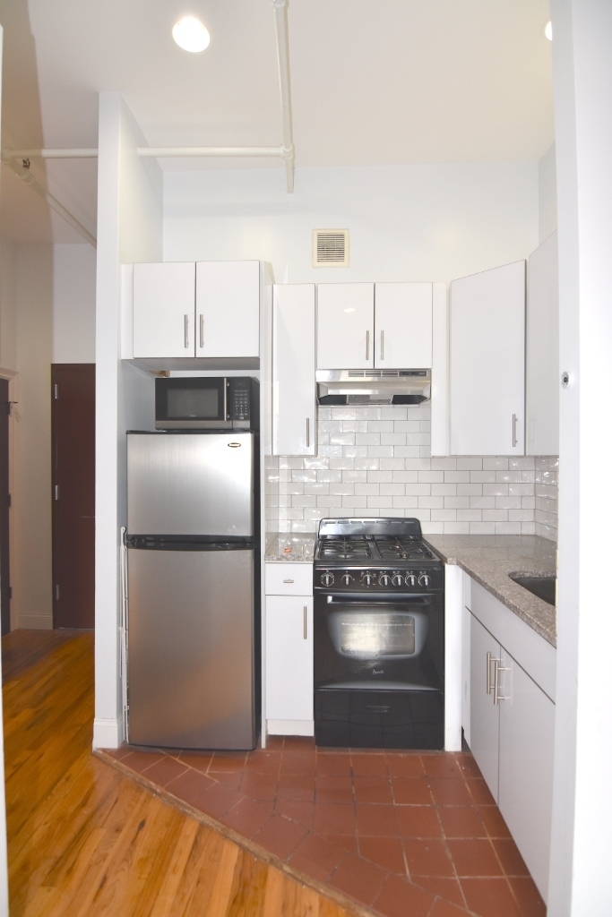 207 West 121st Street - Photo 5