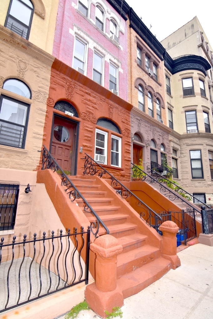 207 West 121st Street - Photo 2