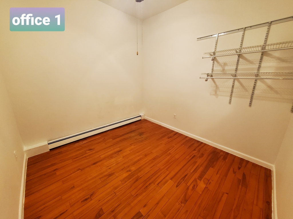 521 Grand Street - Photo 5