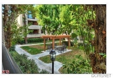 21500 Burbank Boulevard - Photo 51