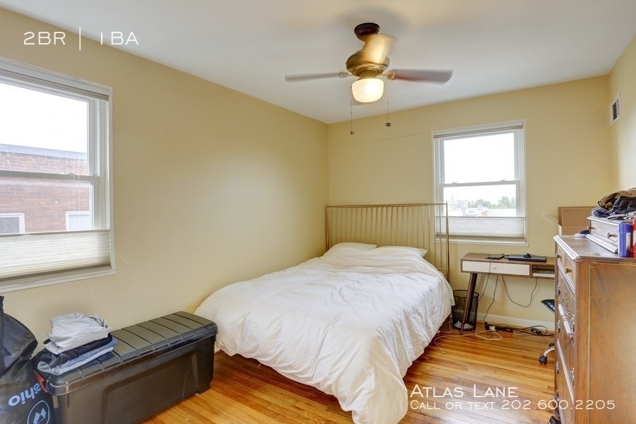 526 Kenyon Street Nw - Photo 4