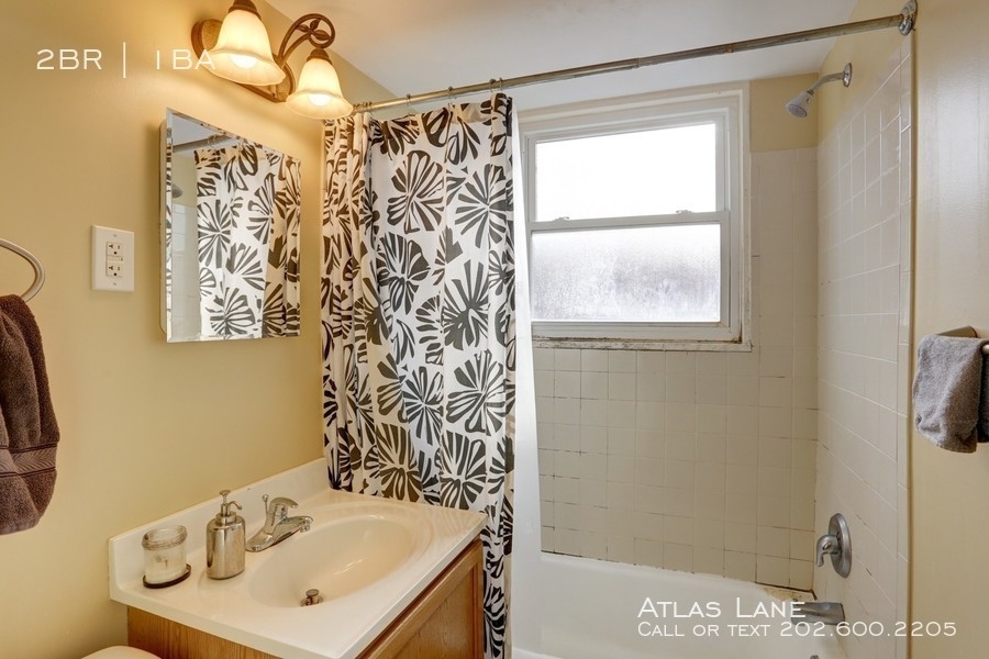 526 Kenyon Street Nw - Photo 6