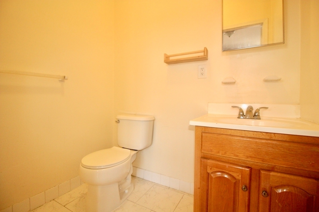 272 Willoughby Avenue - Photo 7