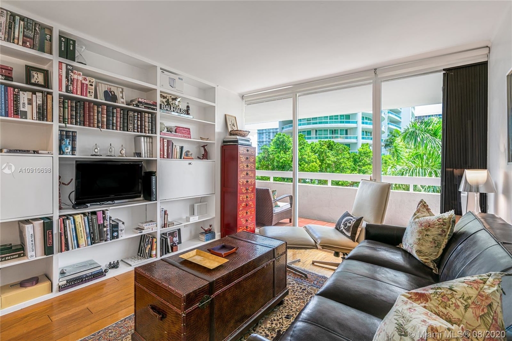 1627 Brickell Ave - Photo 23