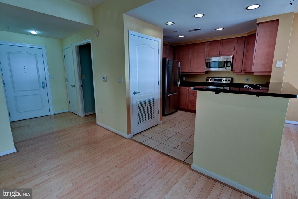 1111 11th St Nw #303 - Photo 9