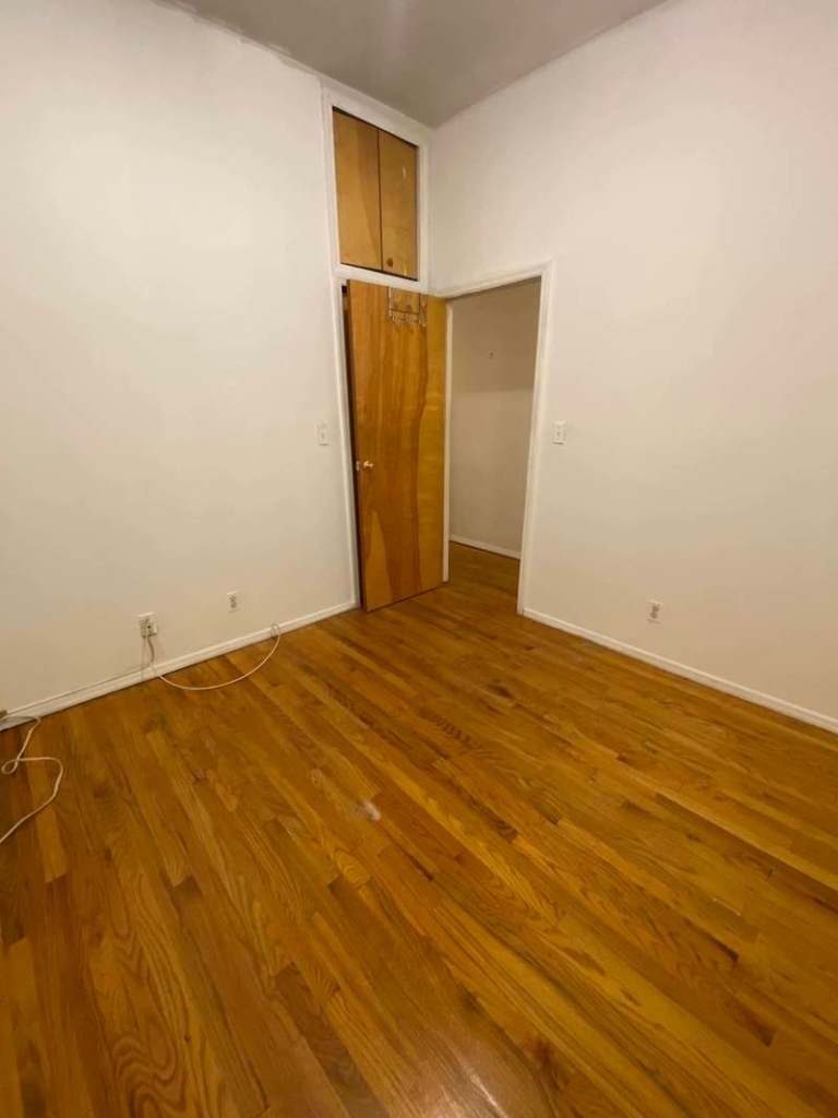 230 East 87th Street - Photo 11