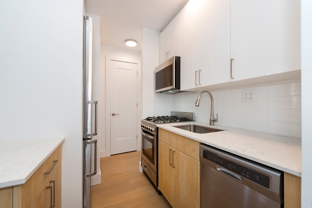 630 Lenox Avenue - Photo 2