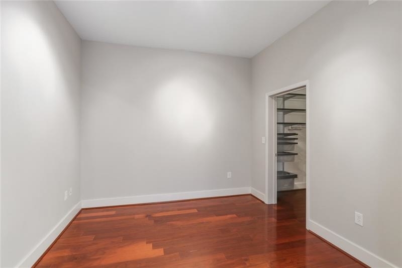 1080 Peachtree Street Ne - Photo 7