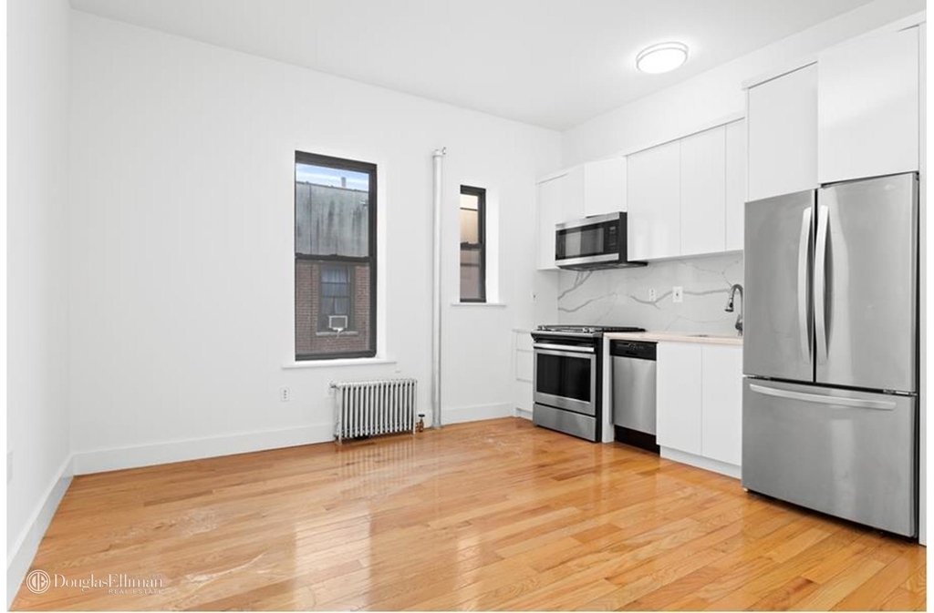 601 West 137th St - Photo 8