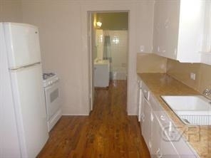 823 Ave K - Photo 1