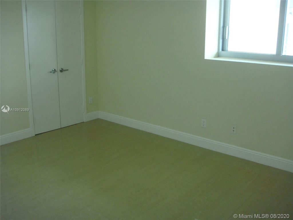 888 Biscayne Blvd - Photo 6