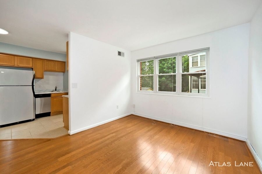 526 Kenyon St Nw - Photo 22