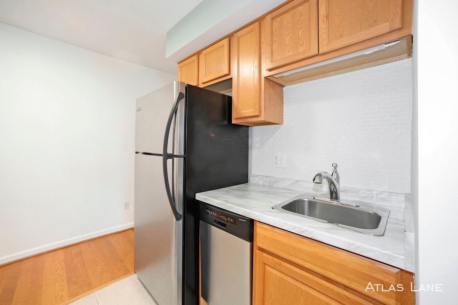 526 Kenyon St Nw - Photo 12