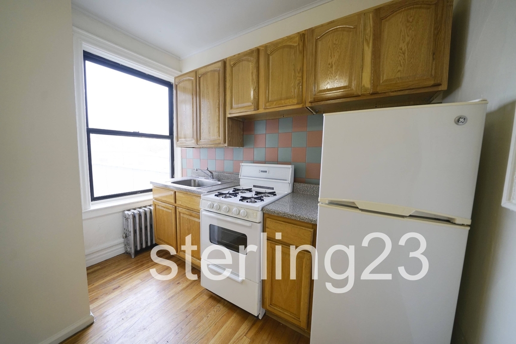 23-90 29th Street - Photo 5