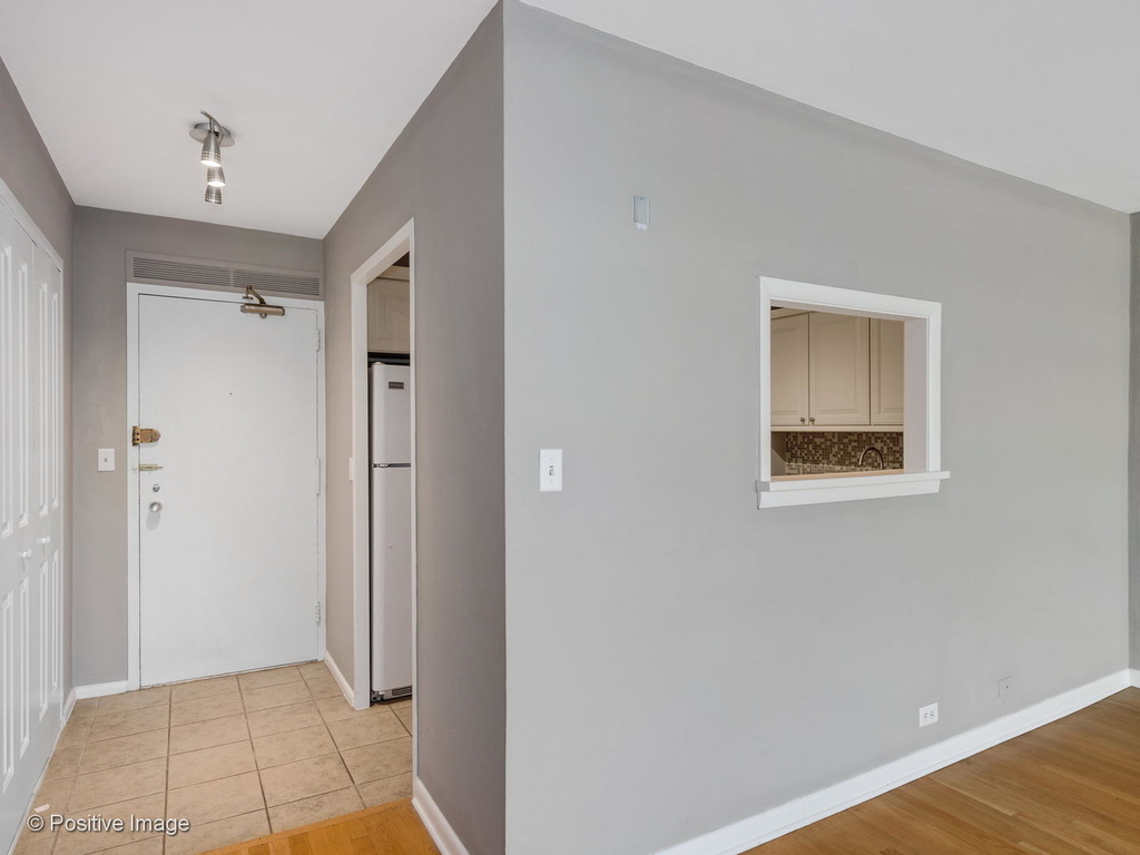 3600 North Lake Shore Drive - Photo 5