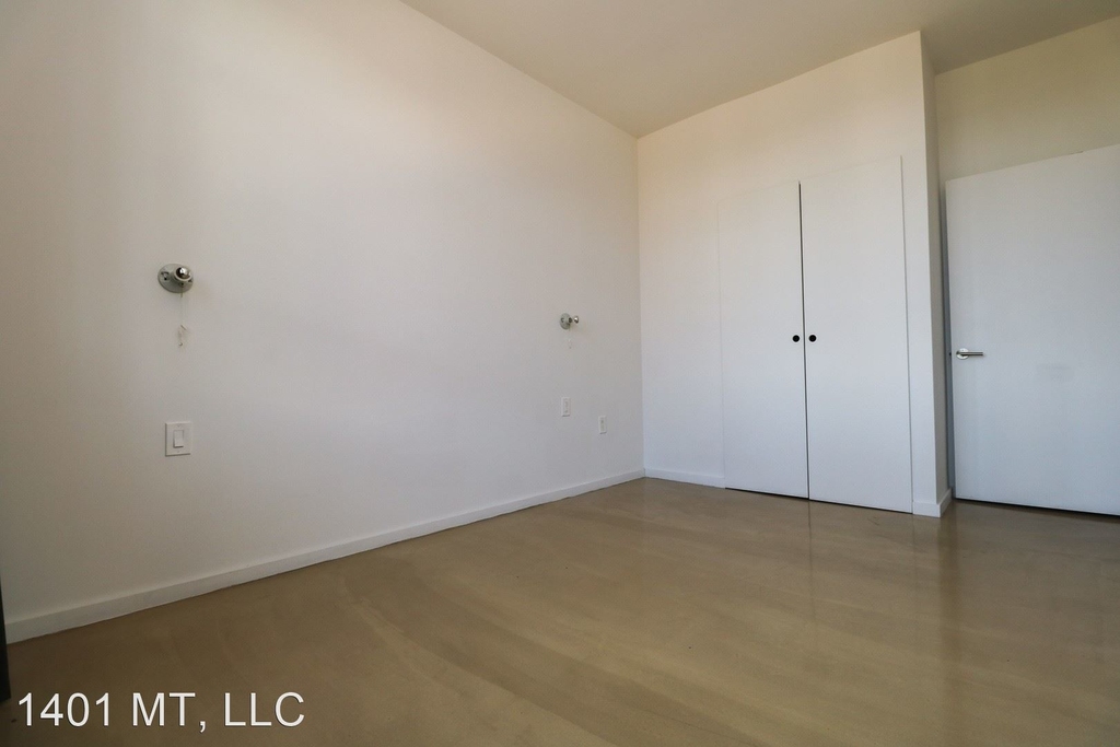 1401 Germantown Ave. - Photo 9