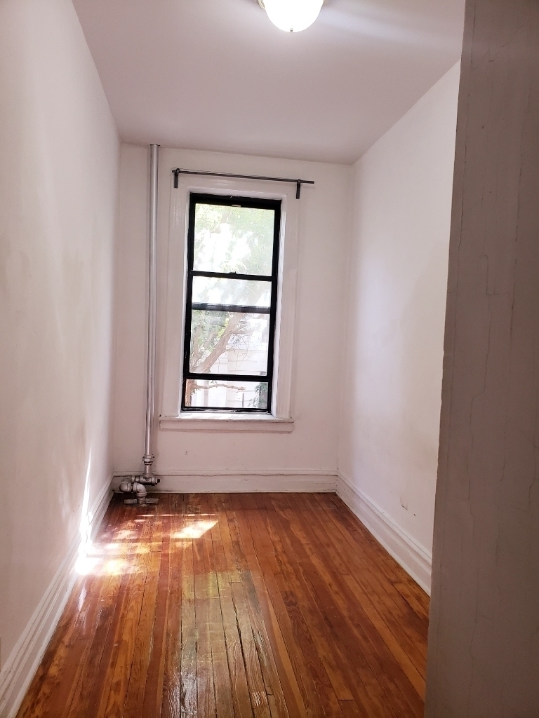 201 West 107th Street - Photo 6