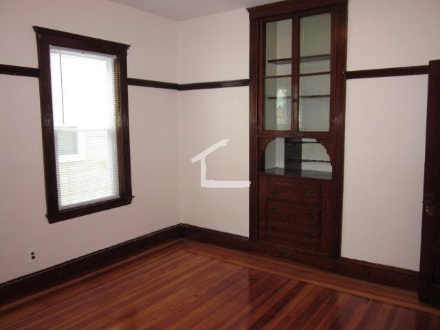 28 Litchfield St. - Photo 2