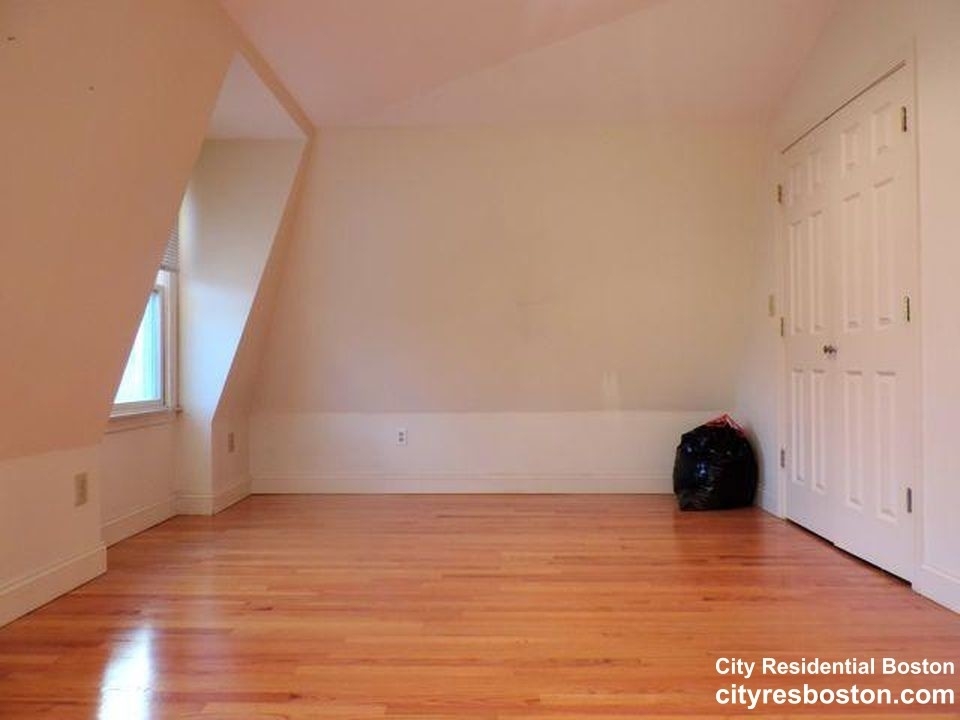 550 East 3rd St. - Photo 25