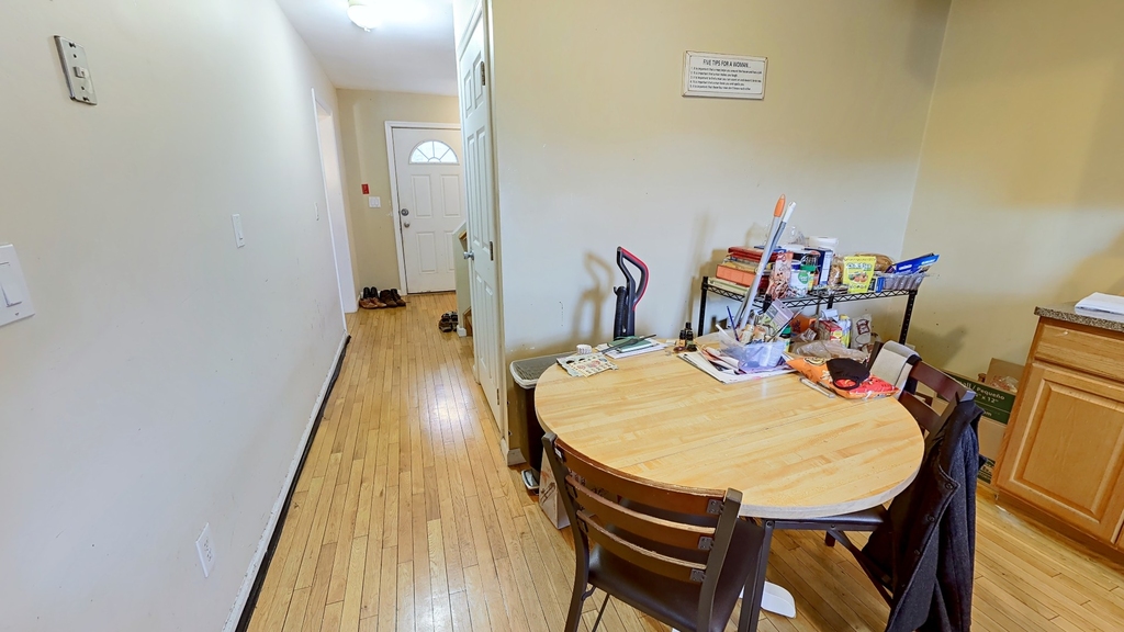 33 Juniper St. - Photo 2